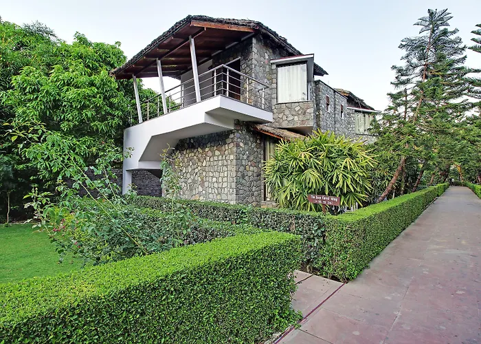 Wood Castle Spa & Resort
