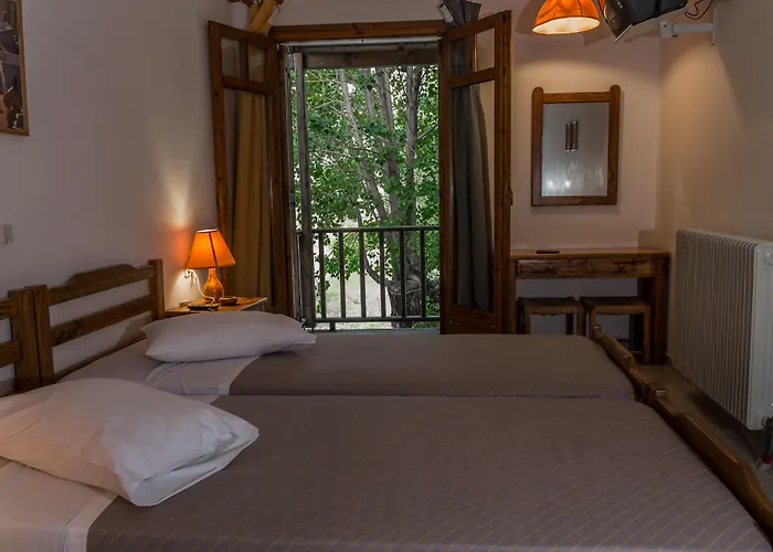Neos Omalos Hotel