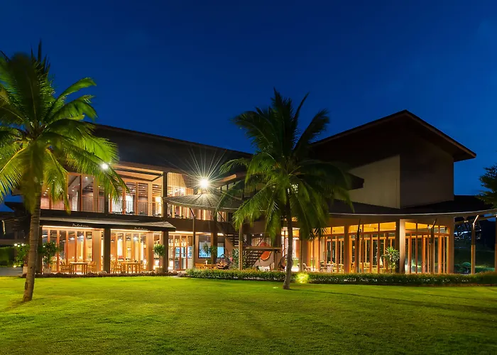 La Isla Pranburi Beach Resort