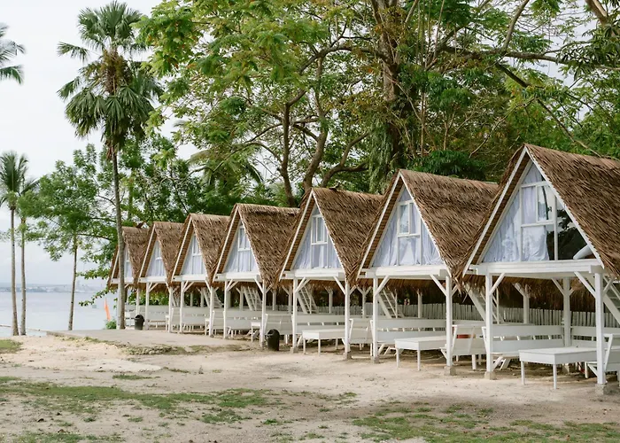 Manawari Beach Resort