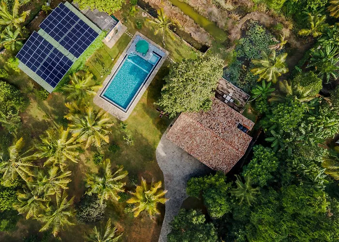 Green Hideaway - Villa With Private Pool, 8 Mins To Galle Fort