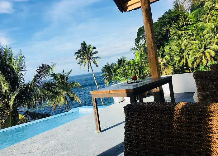 Bintana Sa Paraiso
