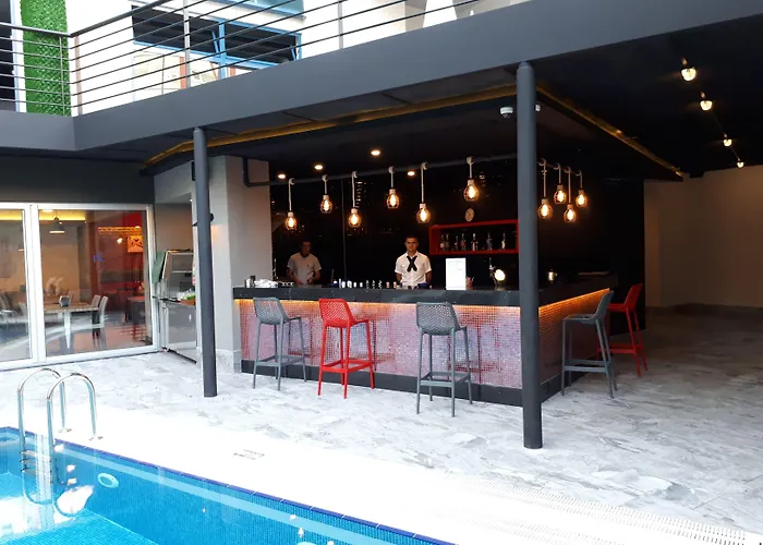Ramira City Hotel - Adult Only