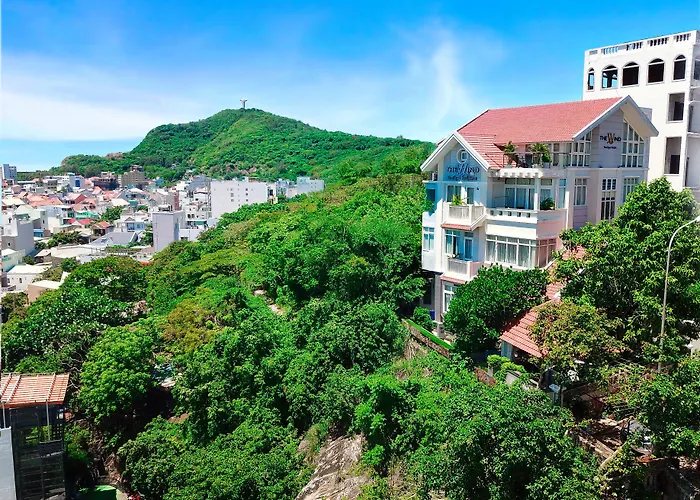 The Wind Resort - Tropical Hillside Escape