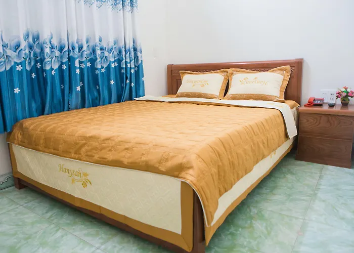 Trieu Hoang Hotel