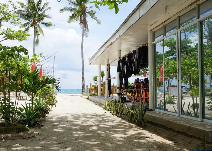 Mabuhay Thresher Dive Resort