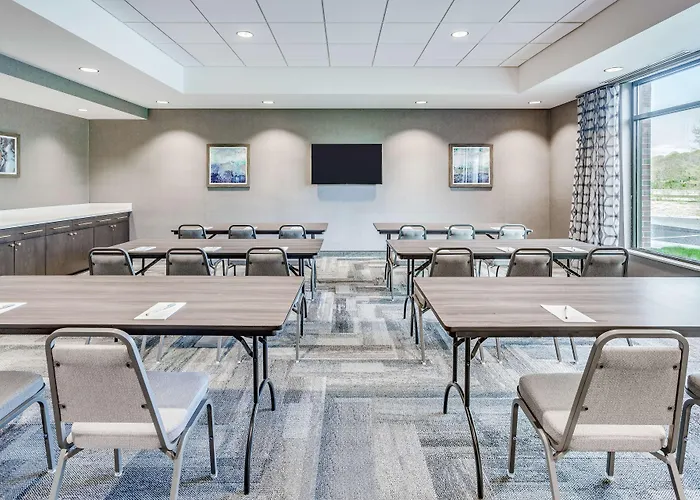 Hampton Inn & Suites Kittery-Portsmouth