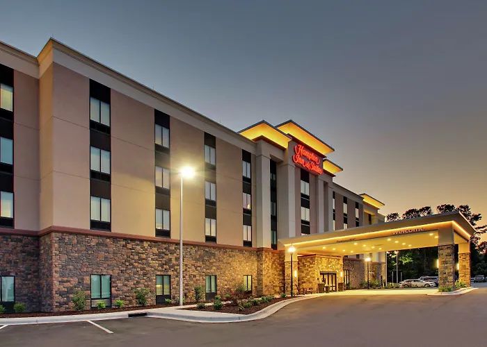 Hampton Inn & Suites By Hilton Southport