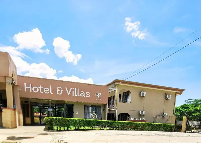 Hotel & Villas Huetares