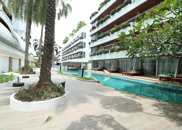 Methavalai Hotel