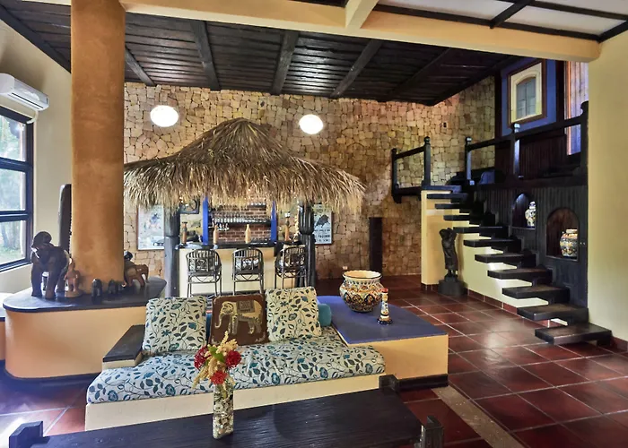 Paradise Beach Lodge