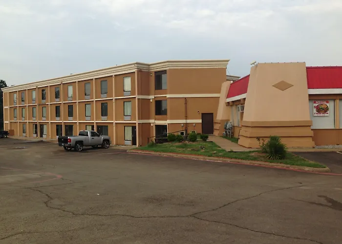 Executive Inn Of Mt Pleasant.
