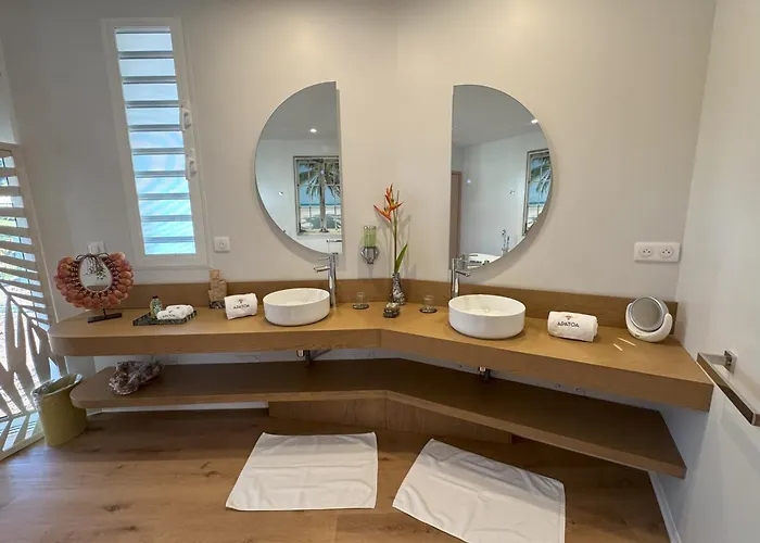 Raiatea Resorts