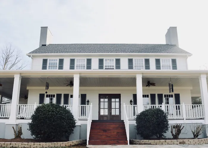 Dahlonega Spa Resorts