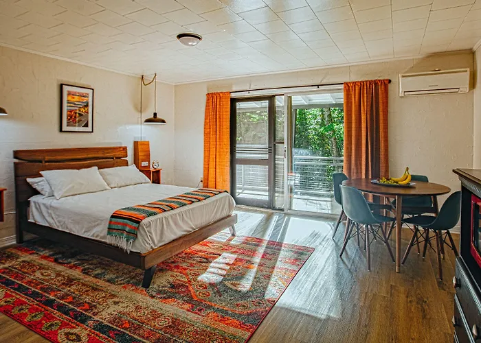 Route 19 Inn