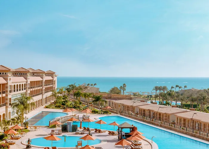 Coral Sea Beach And Aqua Park