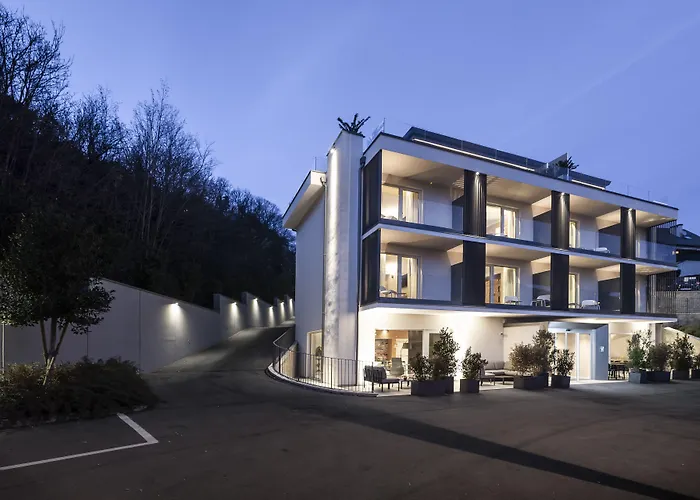 Be Place Adult Friendly Hotel
