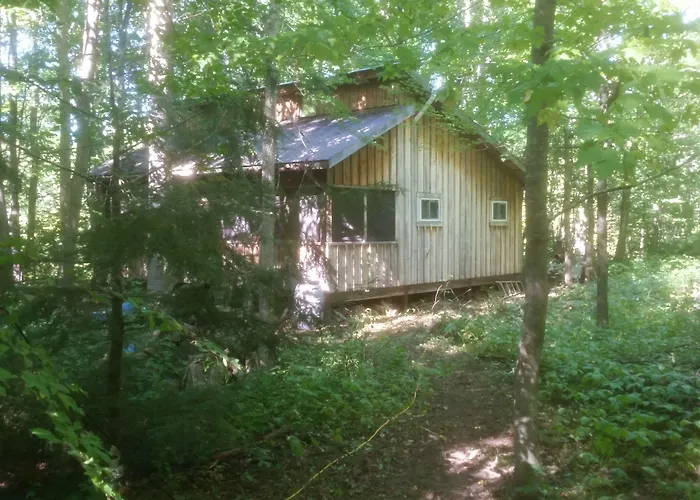 Stoco Lake Lodge
