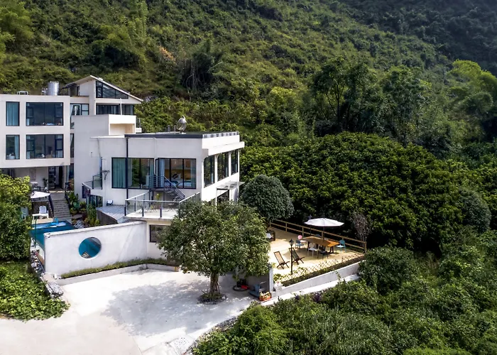 Yangshuo Serene Cove Hotel