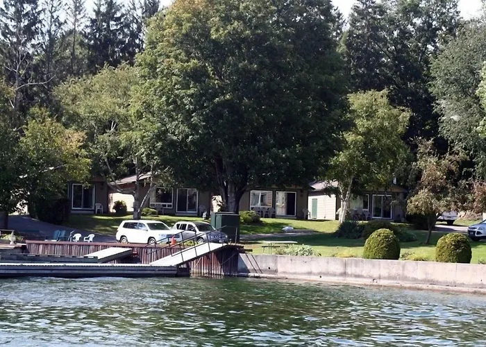 Glen House Resort