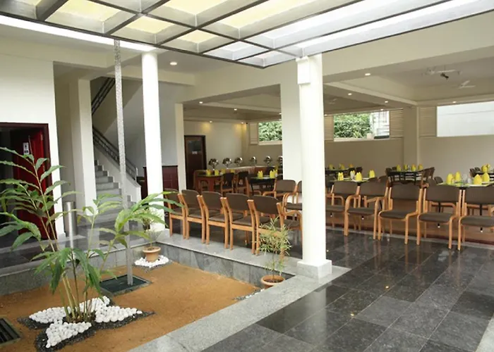 Peppervine Hotel