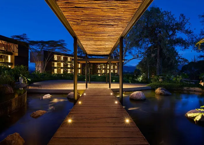 The Brown, Guatape, Autograph Collection