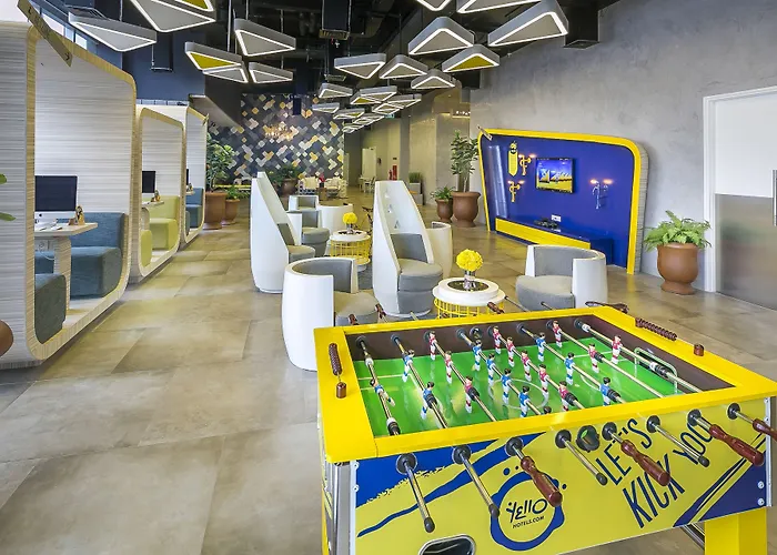 Yello Hotel Harmoni