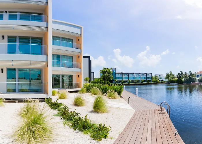 One Canal Point