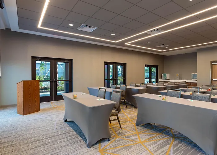 Wyndham Garden Orlando Universal / I Drive