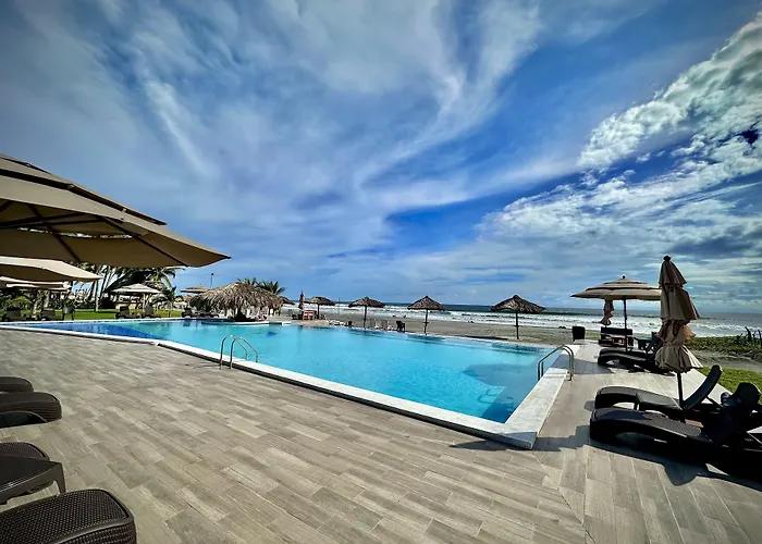 Hotel Tesoro Beach