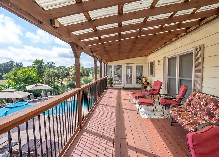 Southern Cross Guest Ranch