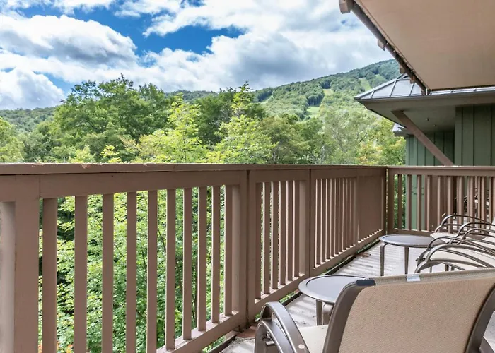 351 - Lodge At Spruce Peak - Ski In Ski Out - 3 Bedroom - Sleeps 9