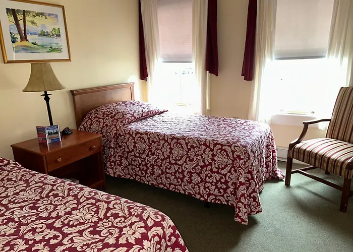 Silver Bay Ymca Inn And Conference Center