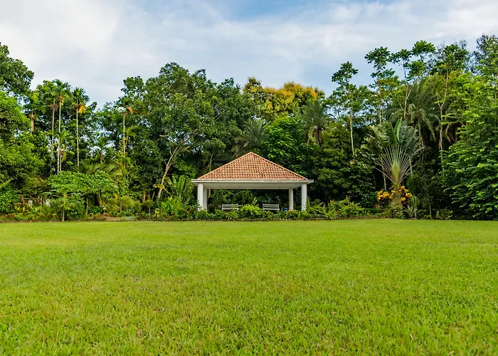 Water Garden Resort & Spa