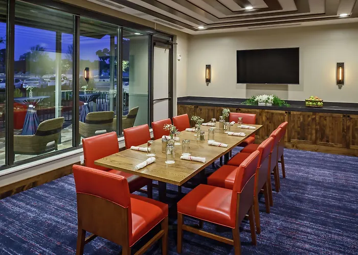 The Bevy Hotel Boerne, A Doubletree By Hilton