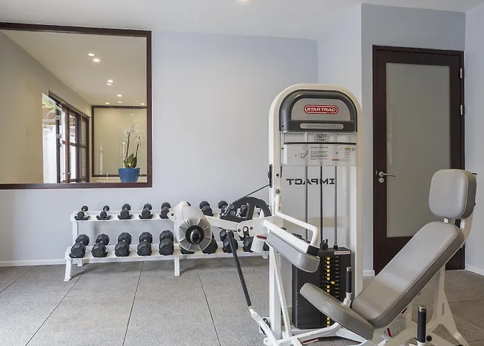 Floris Suite Hotel - Spa & Beach Club - Adults Only
