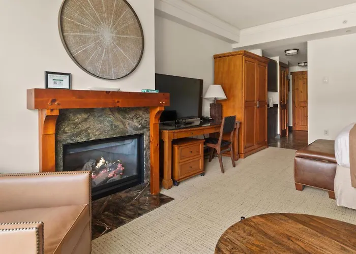 319 Lodge At Spruce Peak Ski In Ski In Ski Out King Studio By Stowe Mountain Rentals