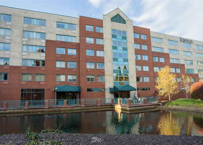 Elimwood Hotel A Ramada