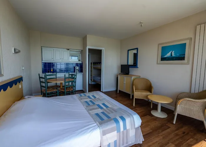 Family resorts in Biarritz