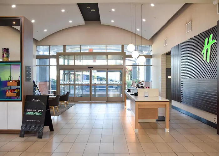 Holiday Inn & Suites Phoenix Airport By Ihg