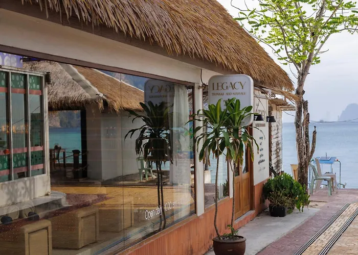 Phi Phi Andaman Legacy Resort