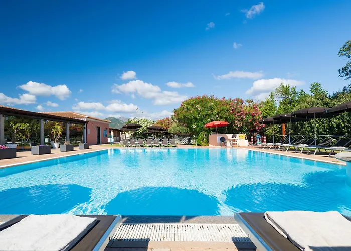 Li Suari Club Village