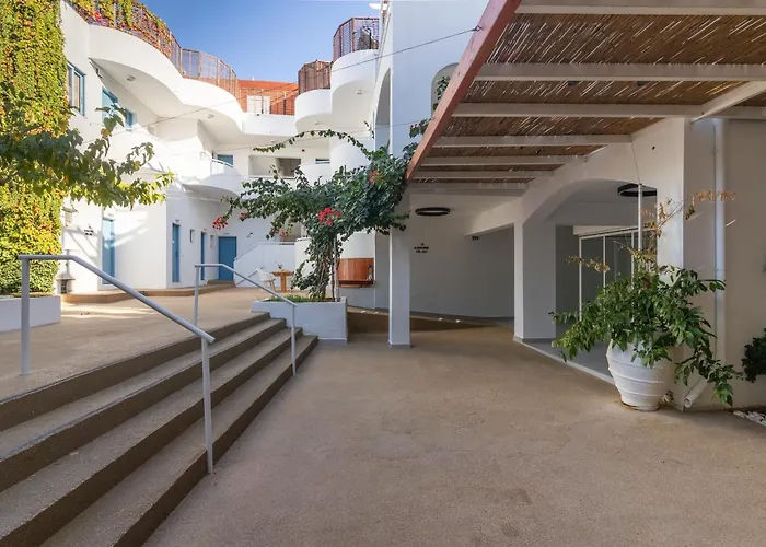 Oasis Beach Hotel