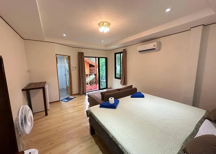 Haad Salad Resort