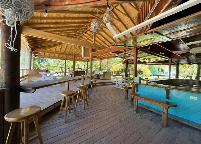 Sea Eye Hotel - Laguna Building