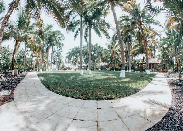 Dos Mundos Pacific Resort