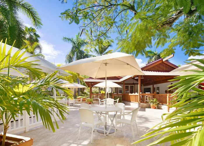 Pineapple Beach Club (Adults Only)