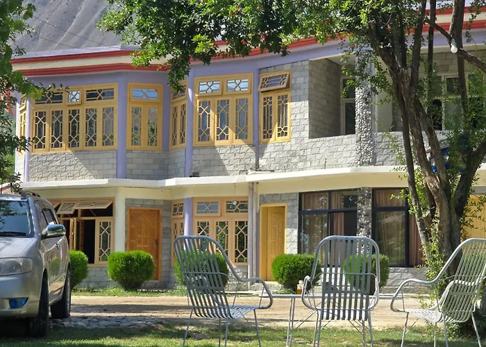 Hikal Guest House