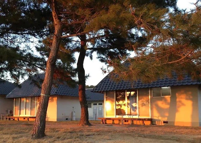 直島町ふるさと海の家 つつじ荘 Seaside Stay Tsutsuji-So