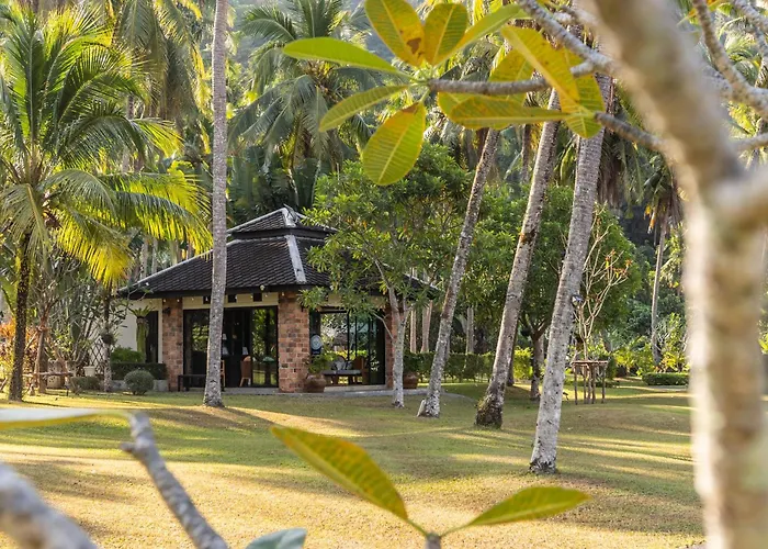 Khao Lak Beach Resorts